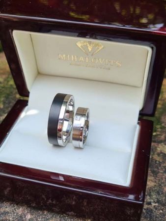 anett and adam stainlesssteel weddingring