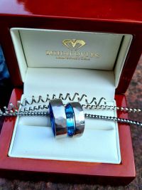 ilona peter titanium weddingrings