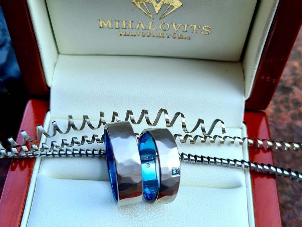 ilona peter titanium weddingrings