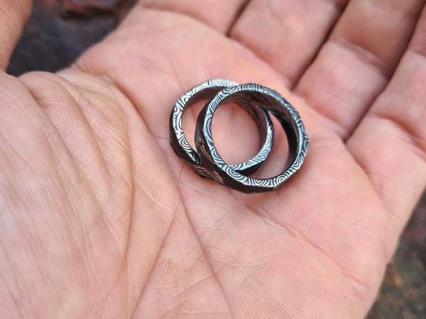 luca zsolt damascus wedding ring