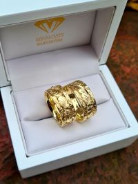 renata karoly solid color engraved weddingrings