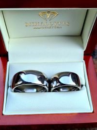 titanium wedding rings