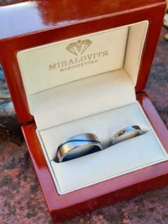 judit stanislav titanium weddingrings