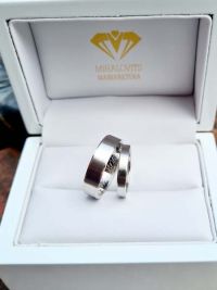 timea max platinum weddingring