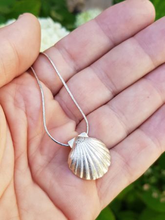 shell pendant