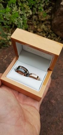 zanett and marks stainless steel rosegold weddingrings