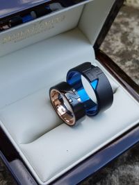 b z titanium and stanless steel wedding rings