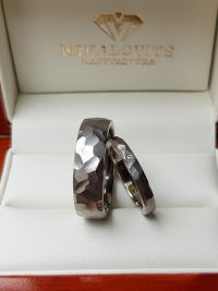 daniella and ede titaniumwedding rings