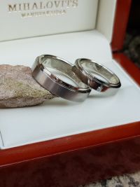 dora and adam titaniu wedding ring