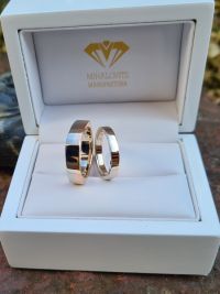 judit and csaba  gold wedding rings