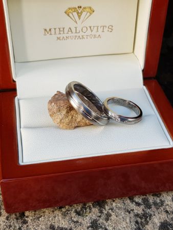 niki and matias titanium wedding ring
